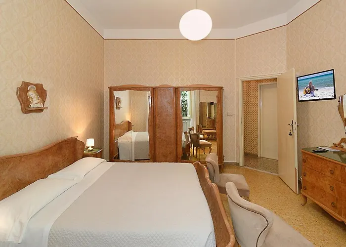 Grande Italia Hotel 3*