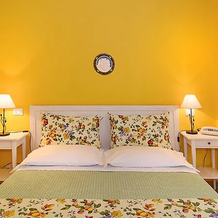 Hotel Grande Italia 3*